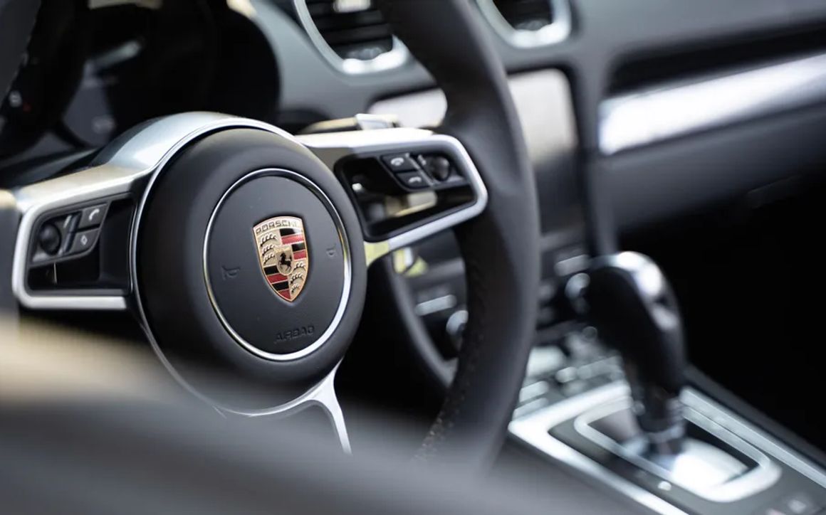 PORSCHE 718 BOXTER Yellow - image 14