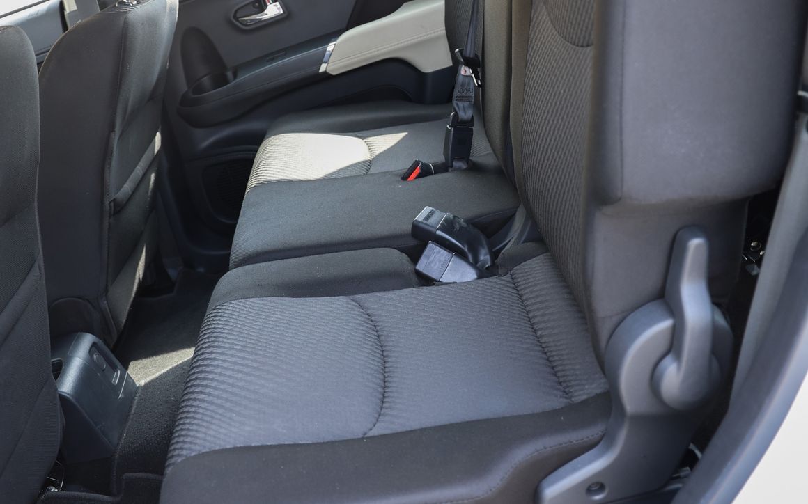 Toyota Rush - image 19