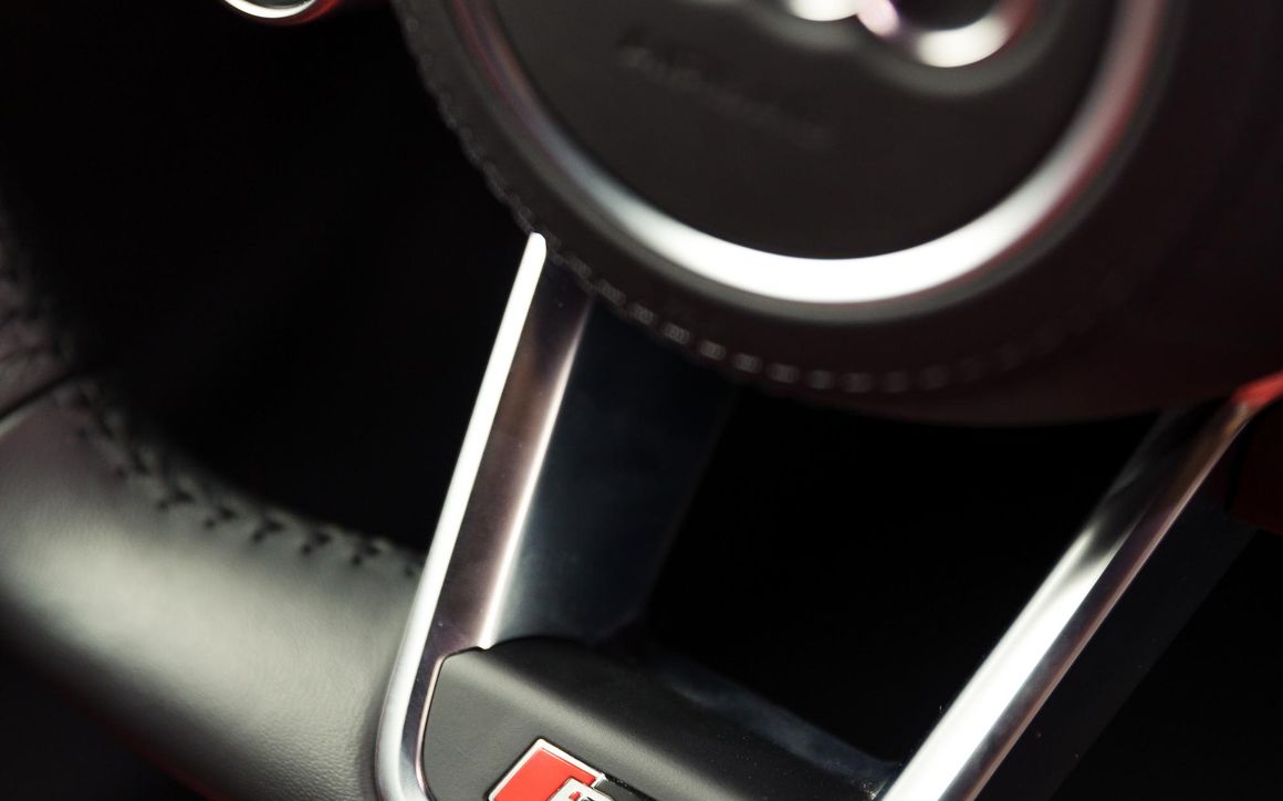 Audi R8 - image 18