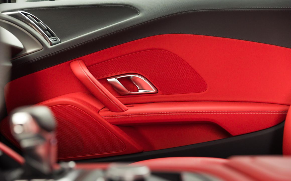 Audi R8 - image 21