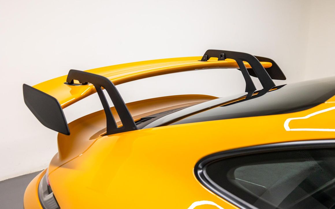 Porsche 911 GT3 - image 10