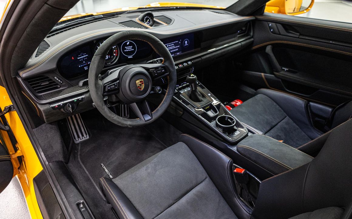 Porsche 911 GT3 - image 14