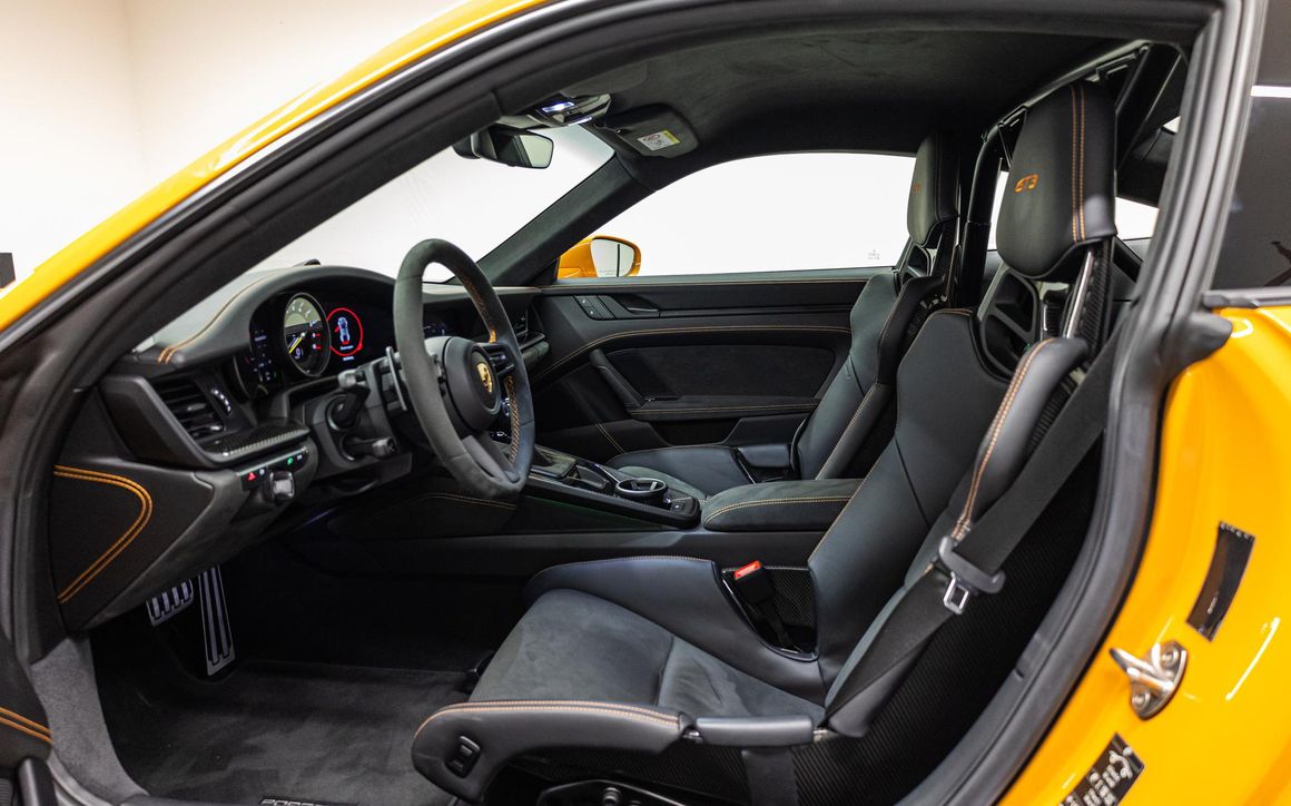 Porsche 911 GT3 - image 12