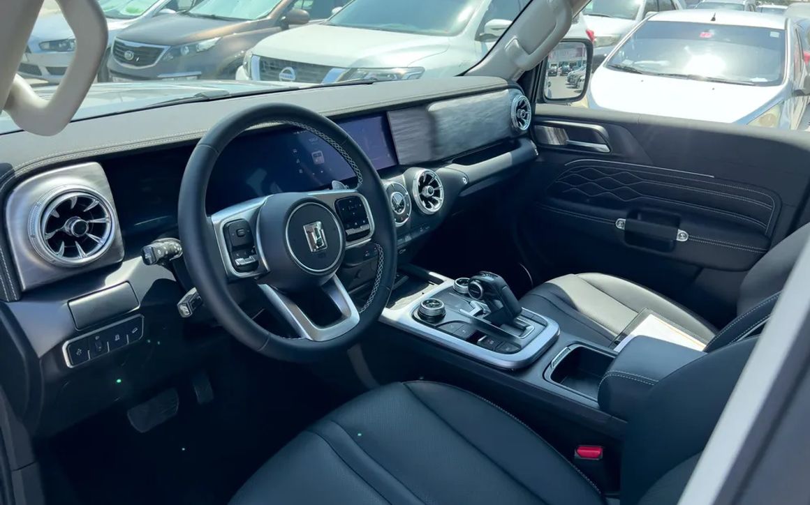 Hi4-T TANK 300 - image 6