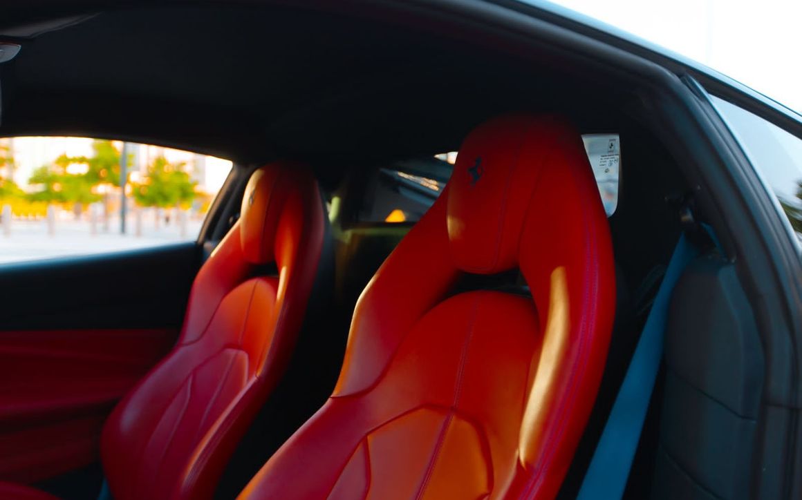 FERRARI F8 TRIBUTO - image 9