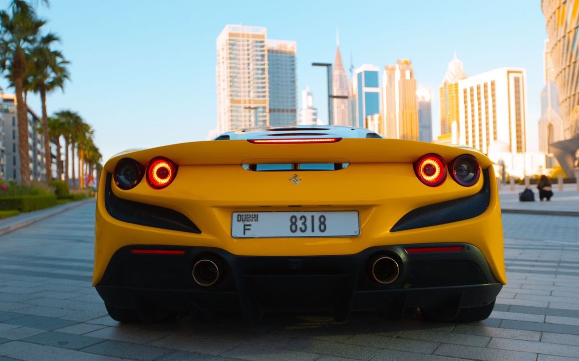 FERRARI F8 TRIBUTO - image 6