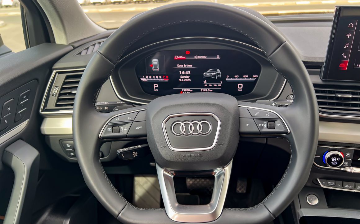 Audi Q5 - image 8