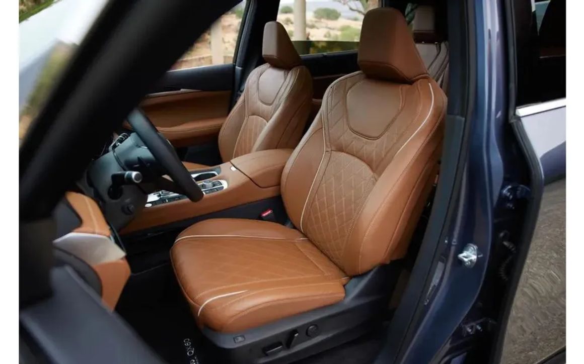 INFINITI QX60 - image 6