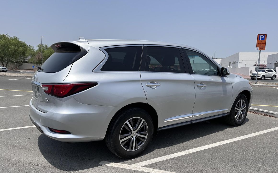 INFINITI QX60 - image 9