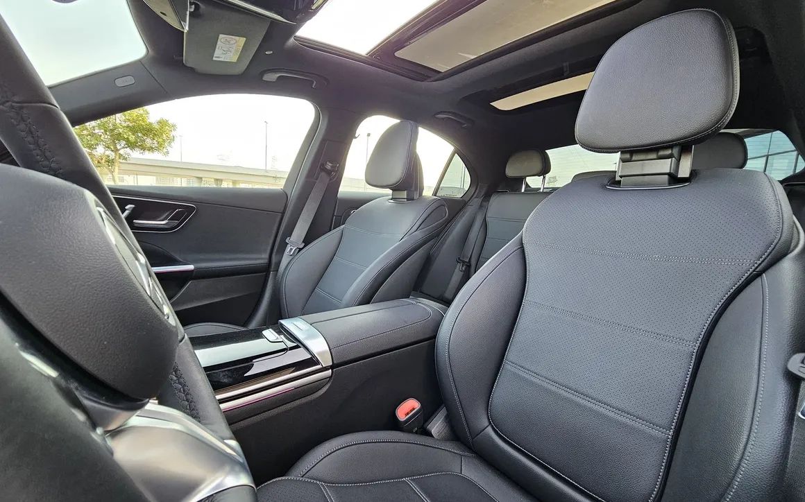 MERCEDES C200 - image 9