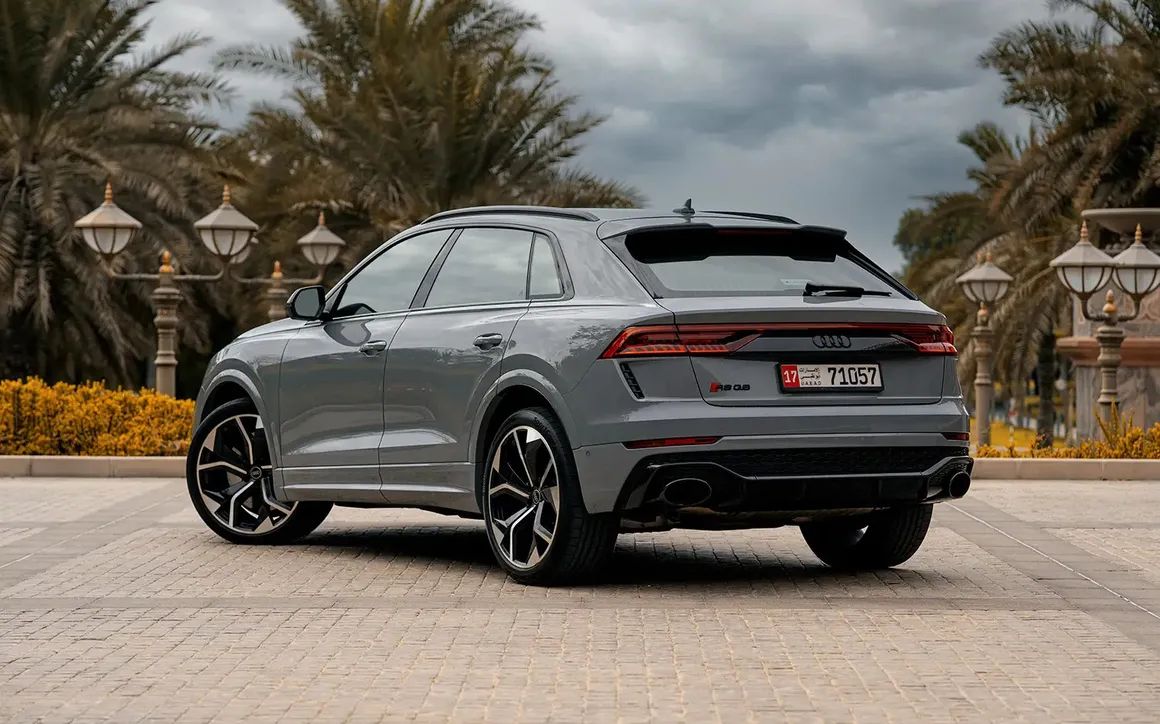 AUDI RS Q8 - image 4