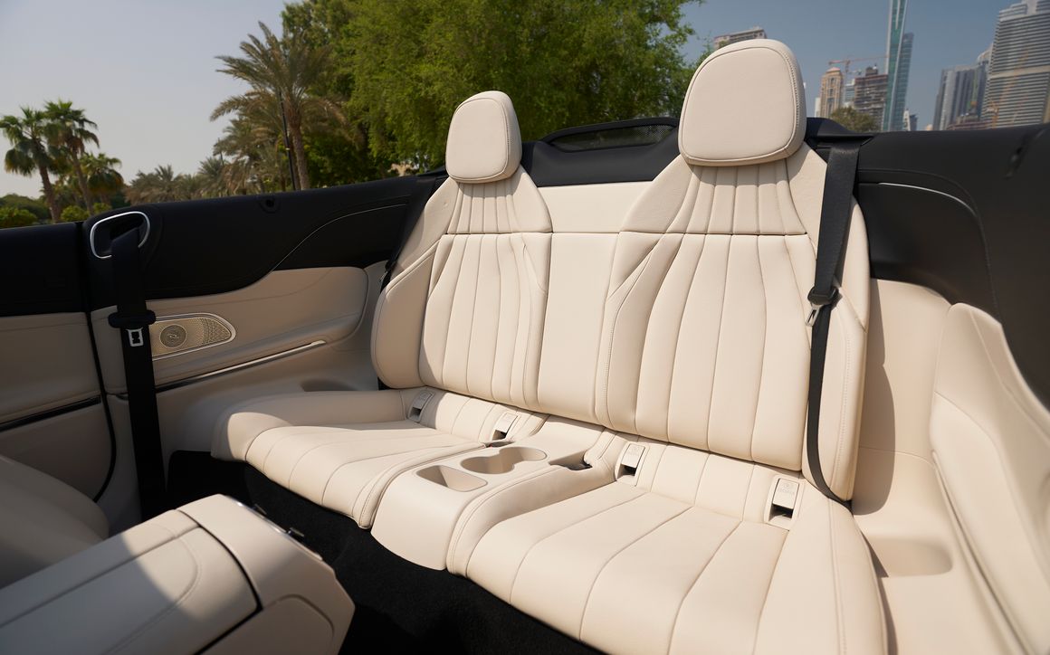 MERCEDES CLE450 - image 7