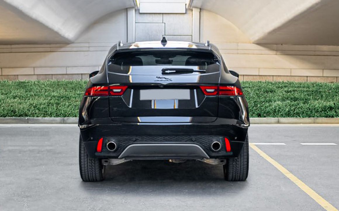 JAGUAR E-PACE - image 5