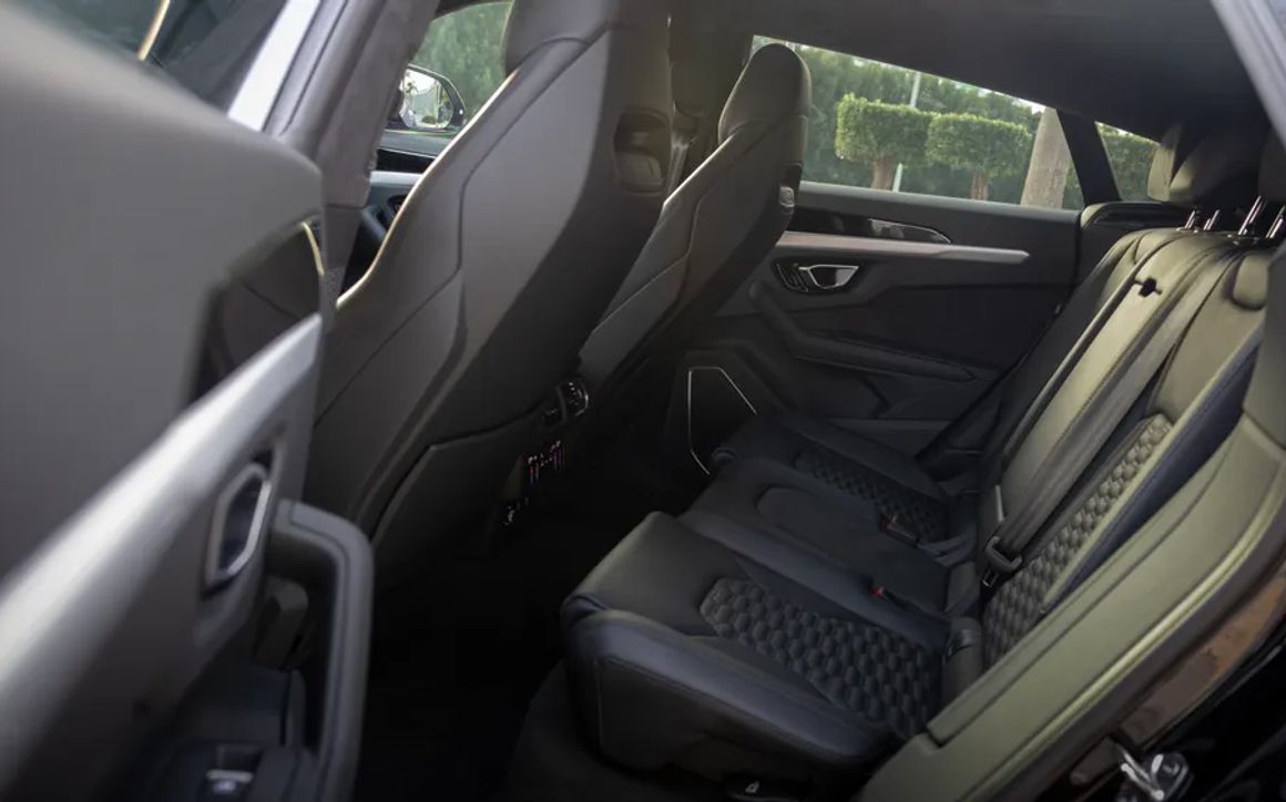 LAMBORGHINI URUS - image 10