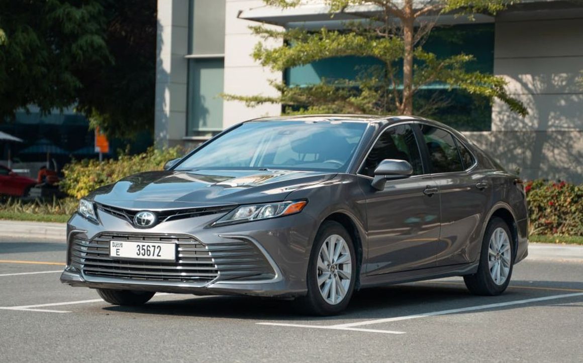 Toyota Camry - image 1
