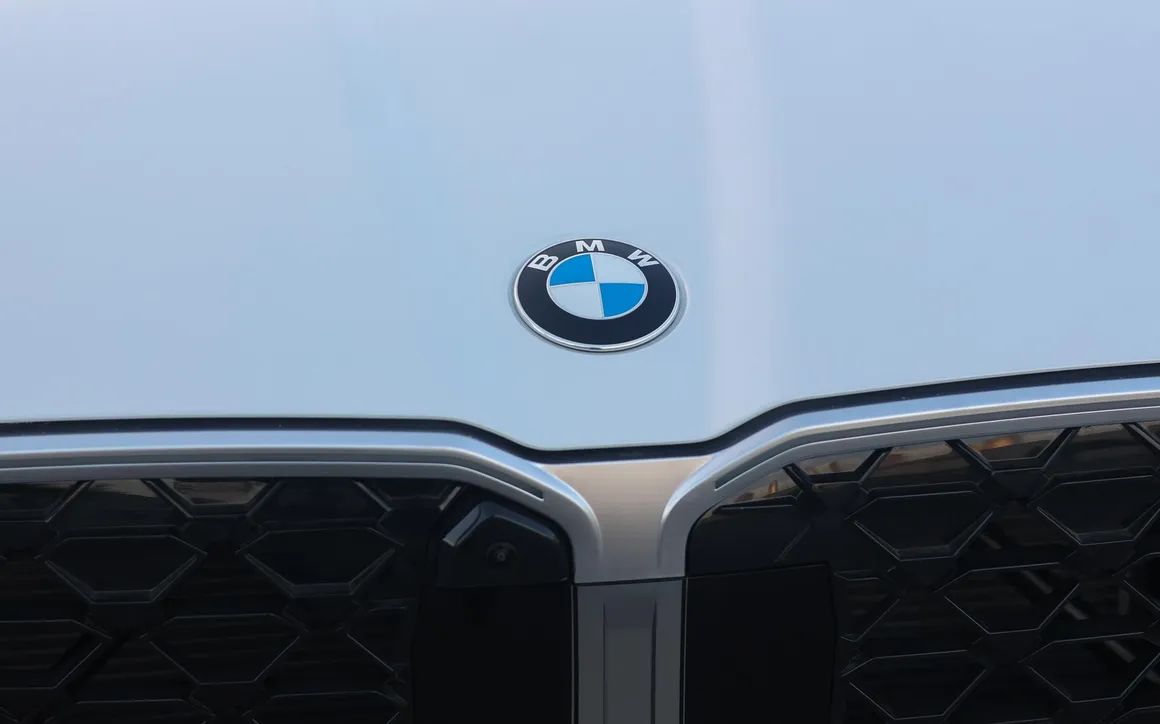 BMW X2 18i New Generation White - image 13