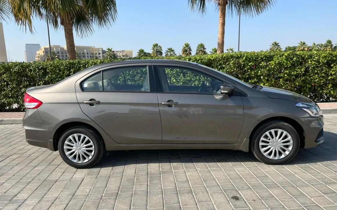 Suzuki Ciaz - image 2