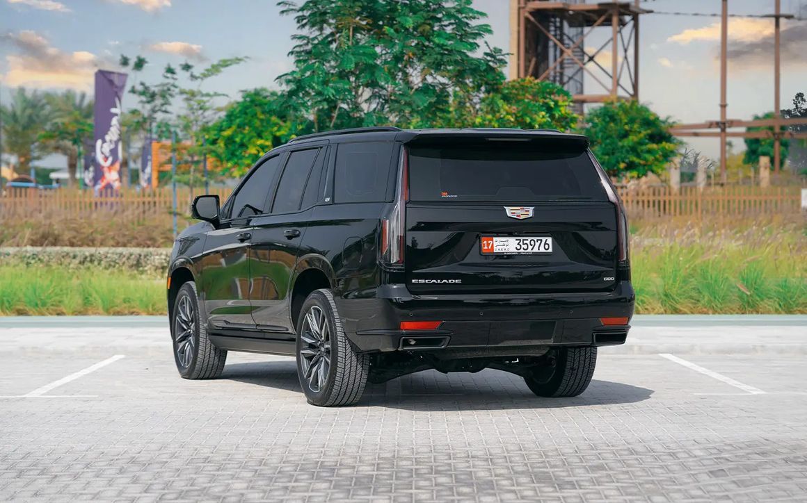 CADILLAC ESCALADE - image 4