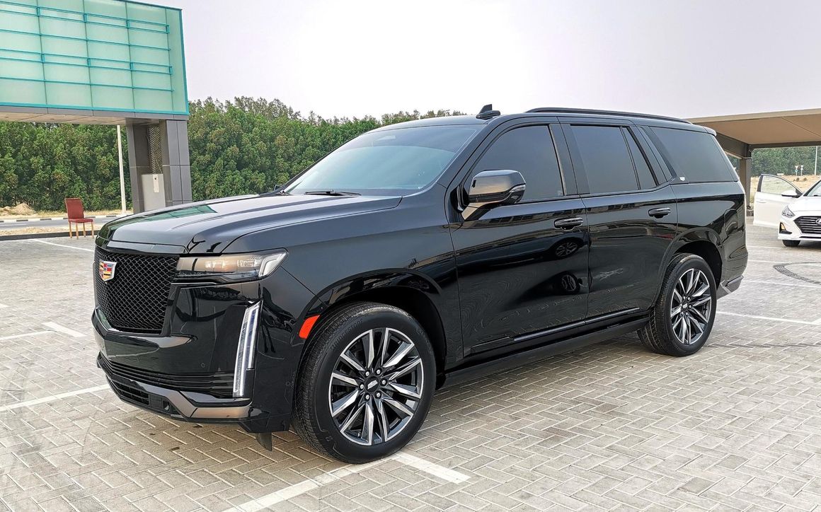 CADILLAC ESCALADE - image 1