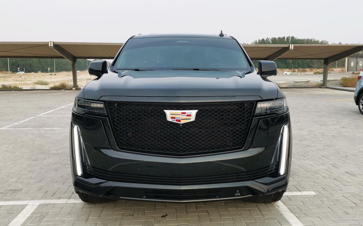 CADILLAC ESCALADE - image 3