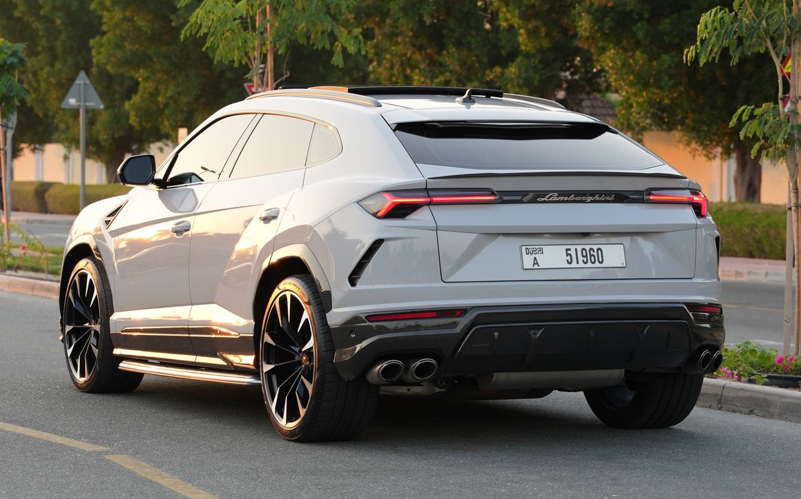LAMBORGHINI URUS MY20 - image 3