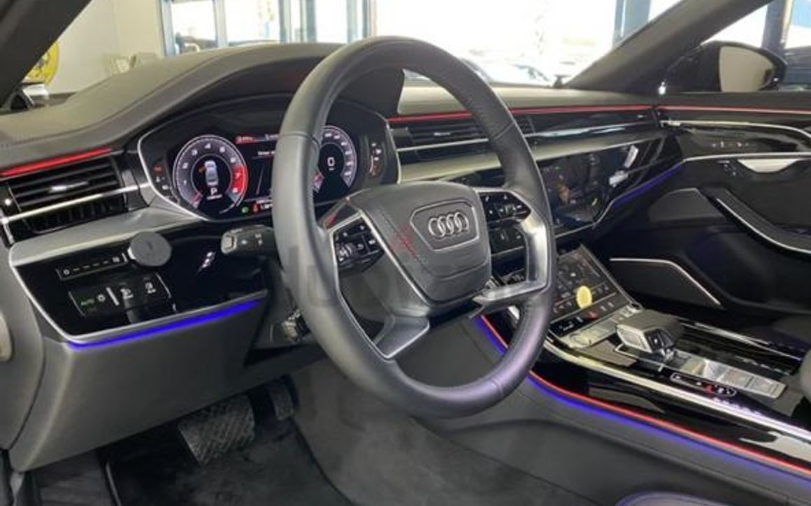 AUDI A8 - image 10