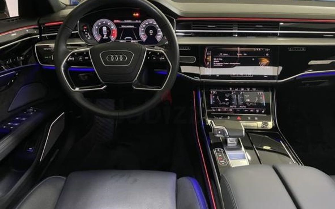 AUDI A8 - image 8