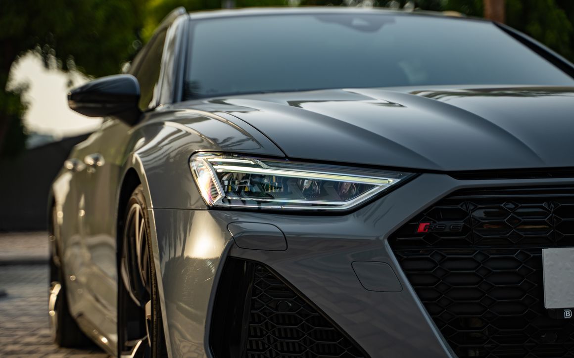 AUDI RS6 - image 7