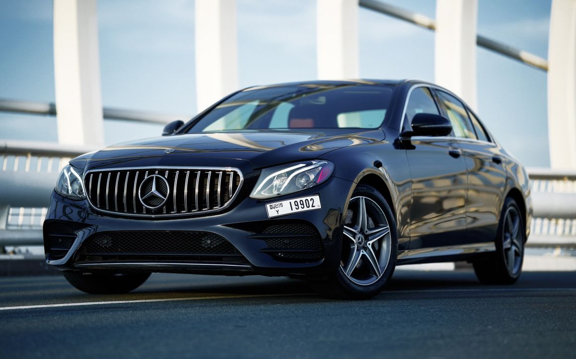 Mercedes E350 - image 1