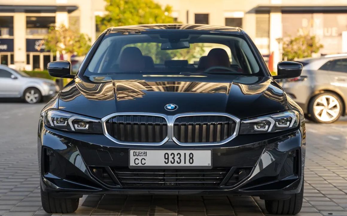 BMW 318i - image 3