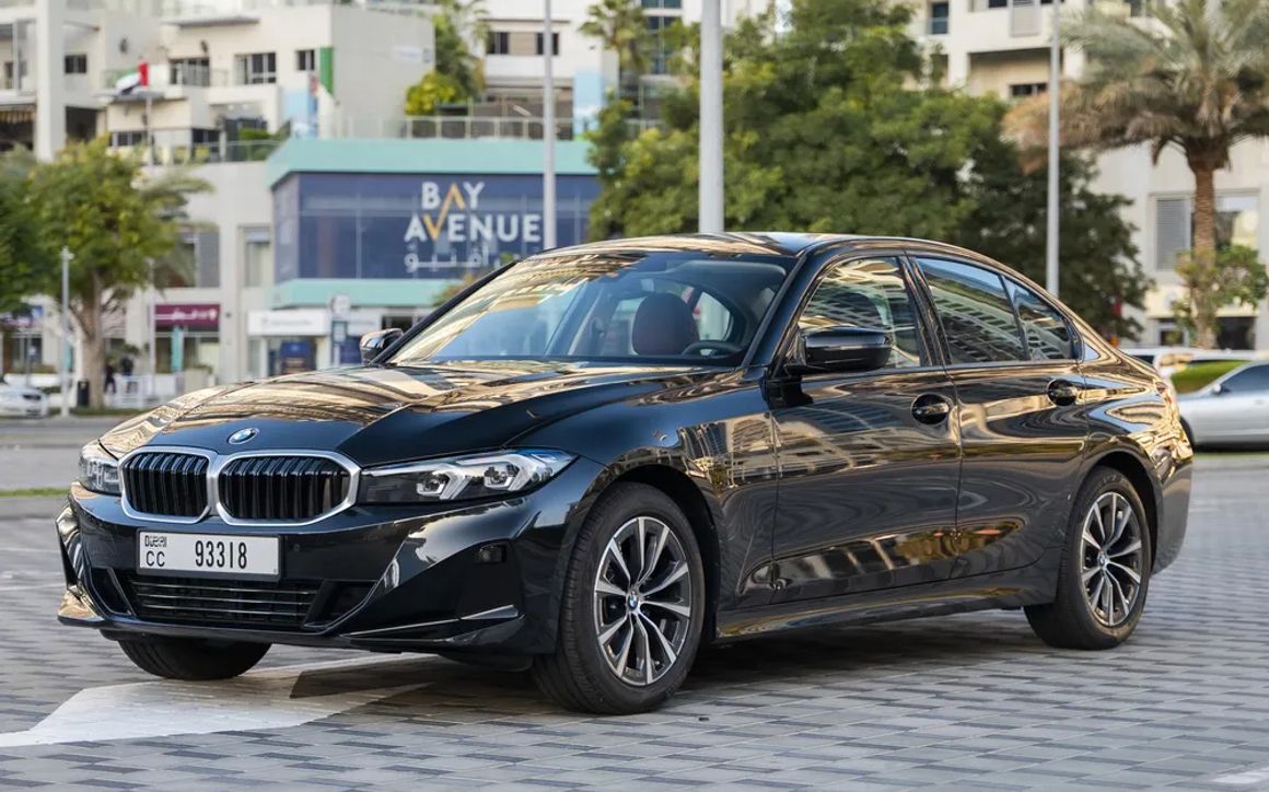 BMW 318i - image 1