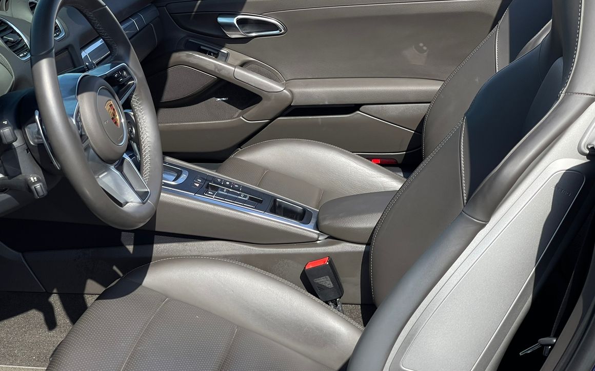 PORSCHE BOXSTER 718 - image 5