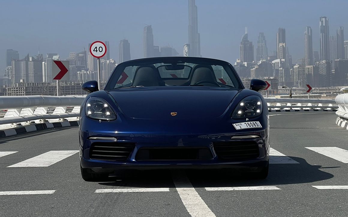 PORSCHE BOXSTER 718 - image 2