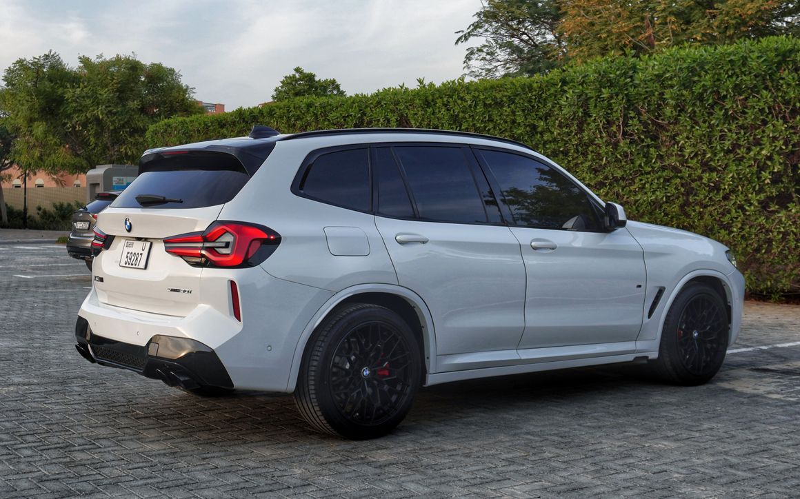 BMW X3 - image 6