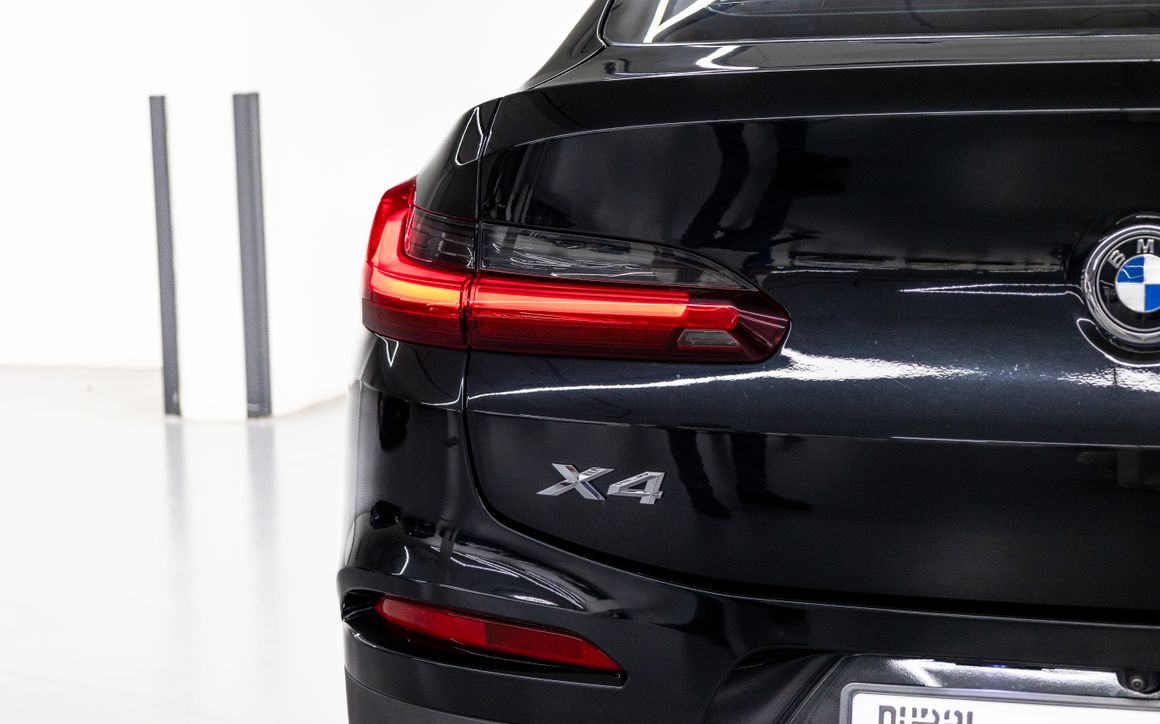 BMW X4 - image 7