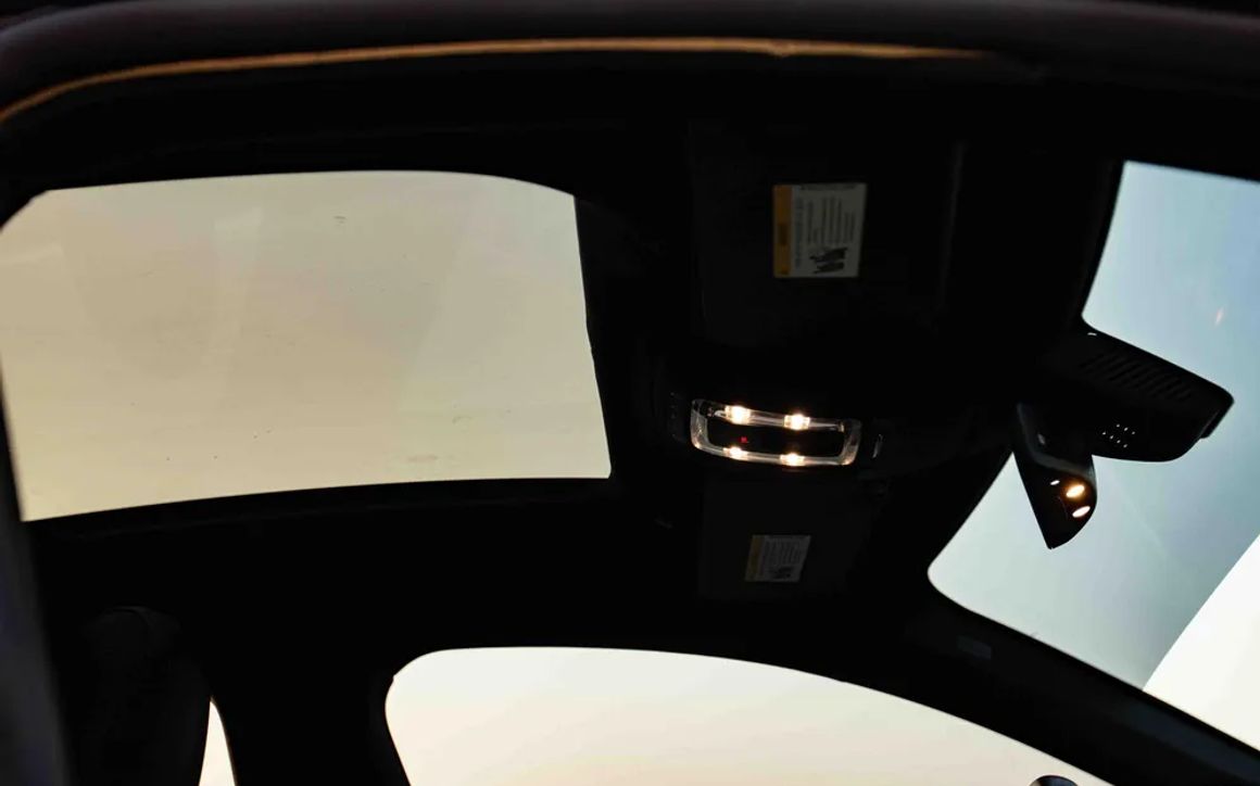 MERCEDES CLA250 - image 13
