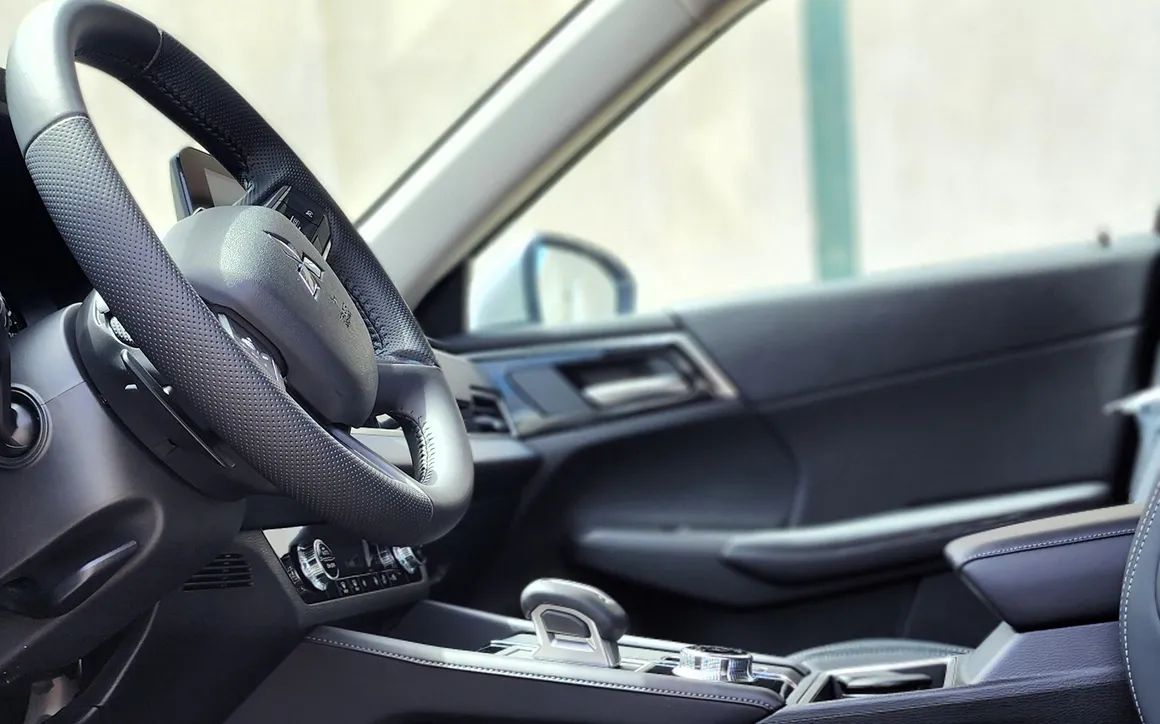 Mitsubishi Outlander 2.5L 7 STR High Line- - image 10