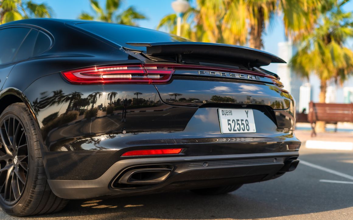 PORSCHE PANAMERA - image 9