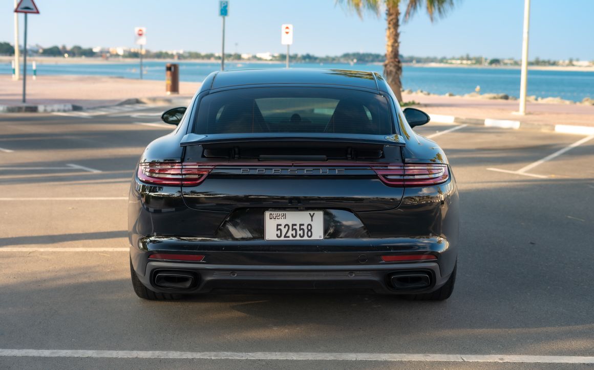 PORSCHE PANAMERA - image 5