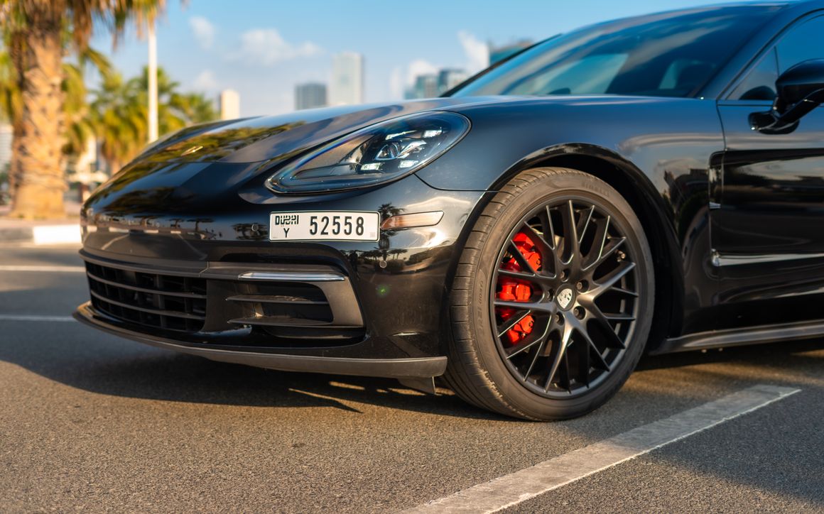PORSCHE PANAMERA - image 7