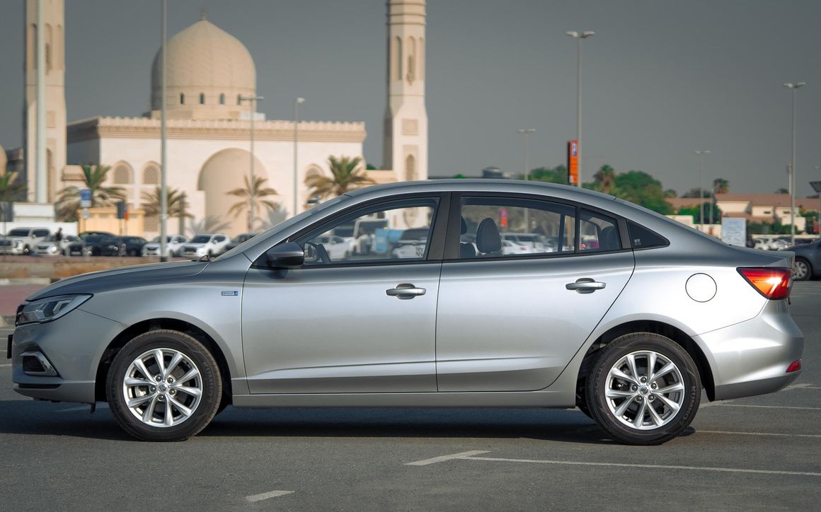 MG MG5 - image 2
