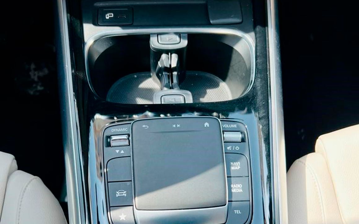 Mercedes GLA 250 - image 11