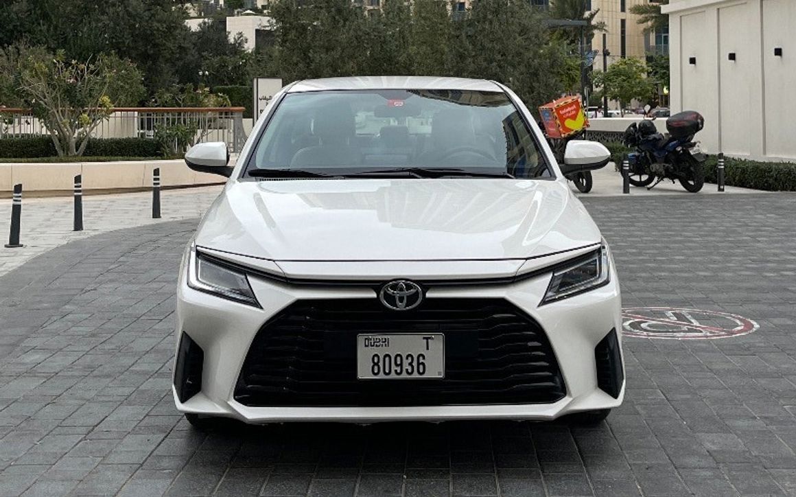 Toyota Yaris 2023 - image 2