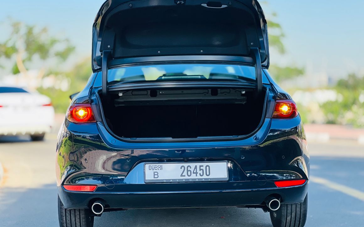 MAZDA 3 - image 5