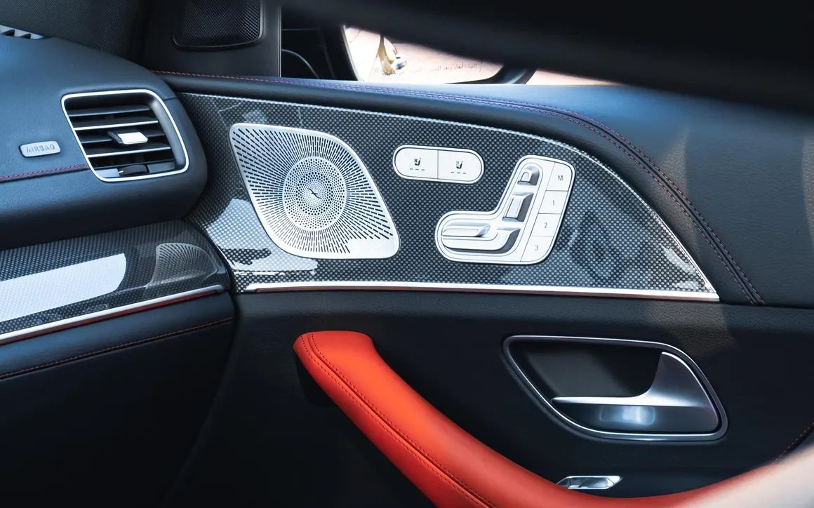 Mercedes gle53 - image 9