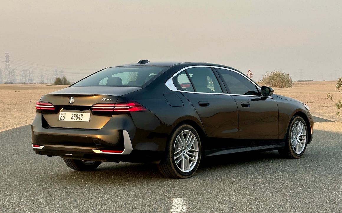 BMW 530i - image 2