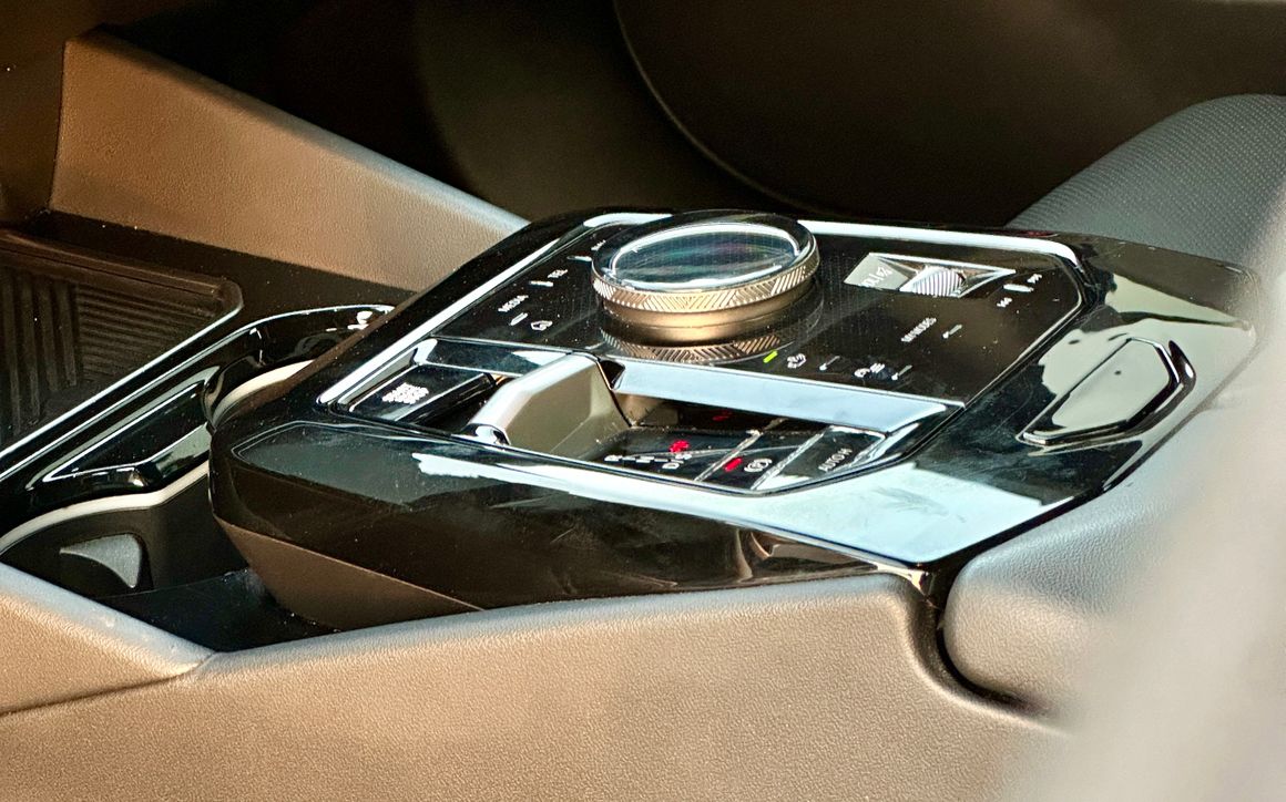 BMW 530i - image 5