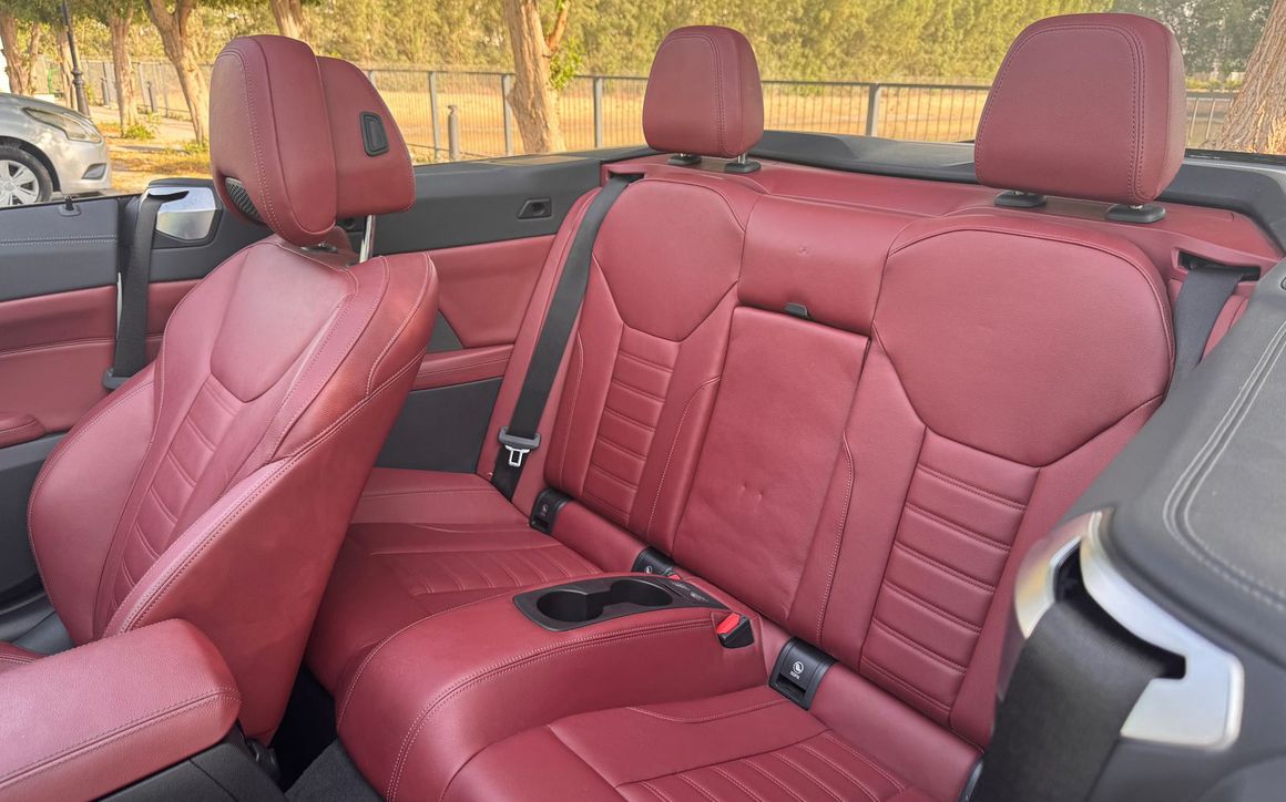 BMW 440i Soft top convertible - image 10