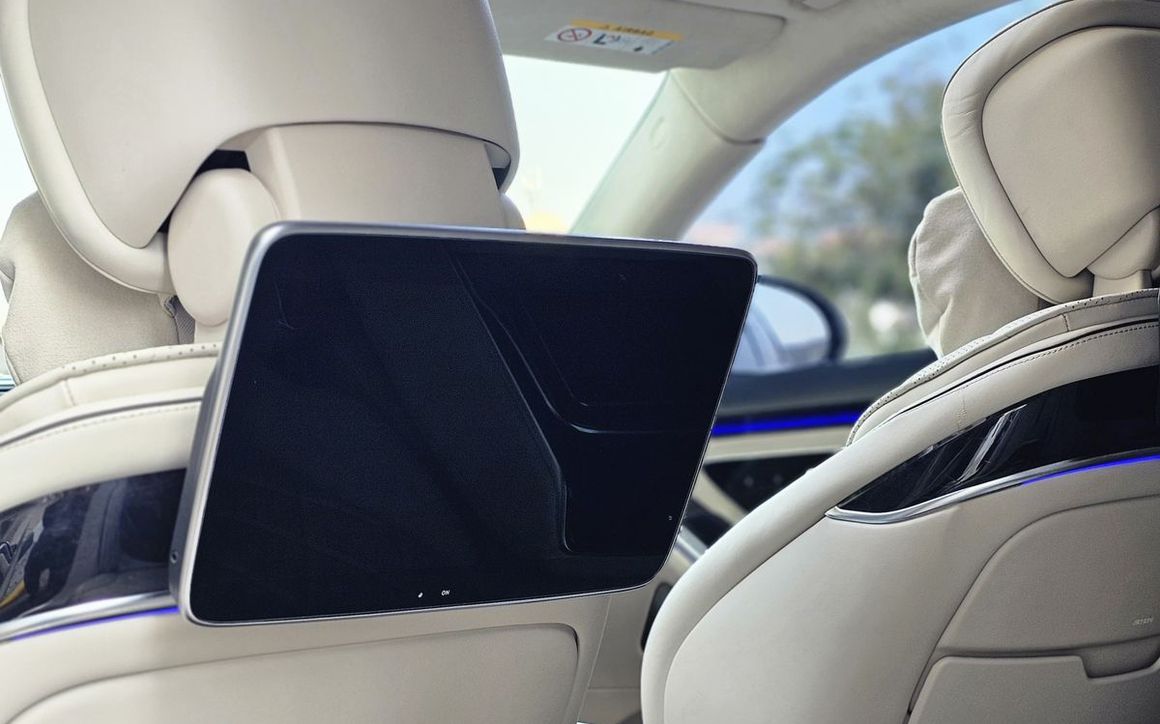 MERCEDES S 580 - image 13