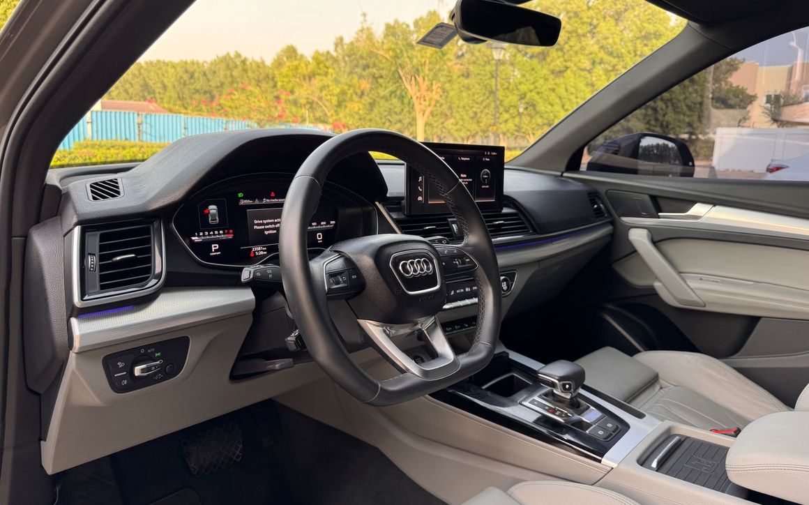 AUDI Q5 - image 11